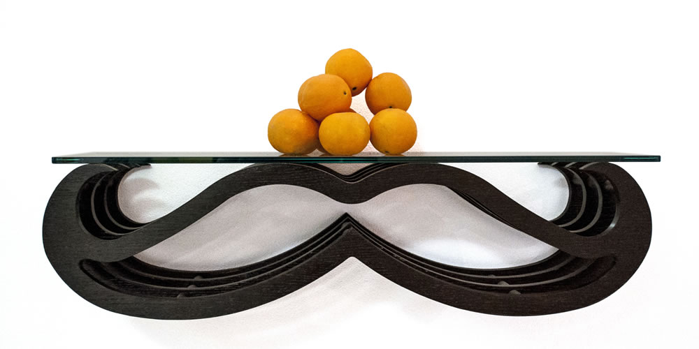 Mensola baffo, arredamento su misura